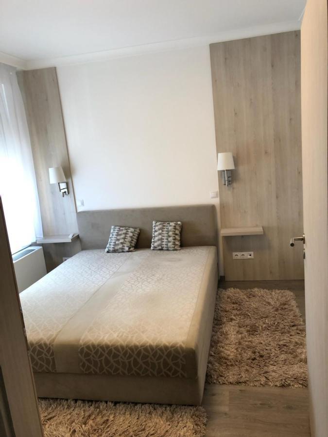 Adam Guesthouse I. Кечкемет Экстерьер фото