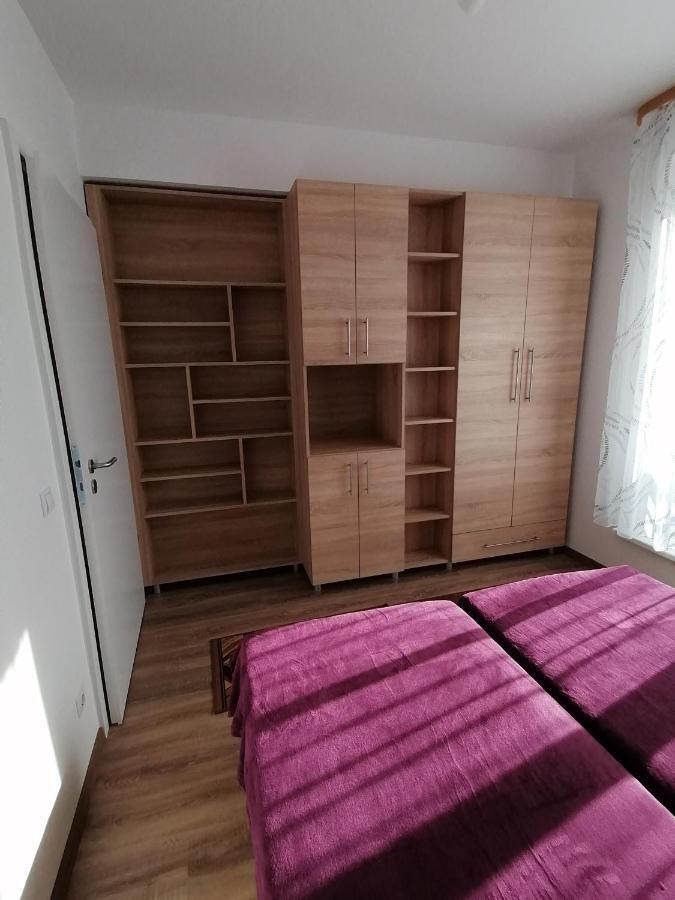 Adam Guesthouse I. Кечкемет Экстерьер фото